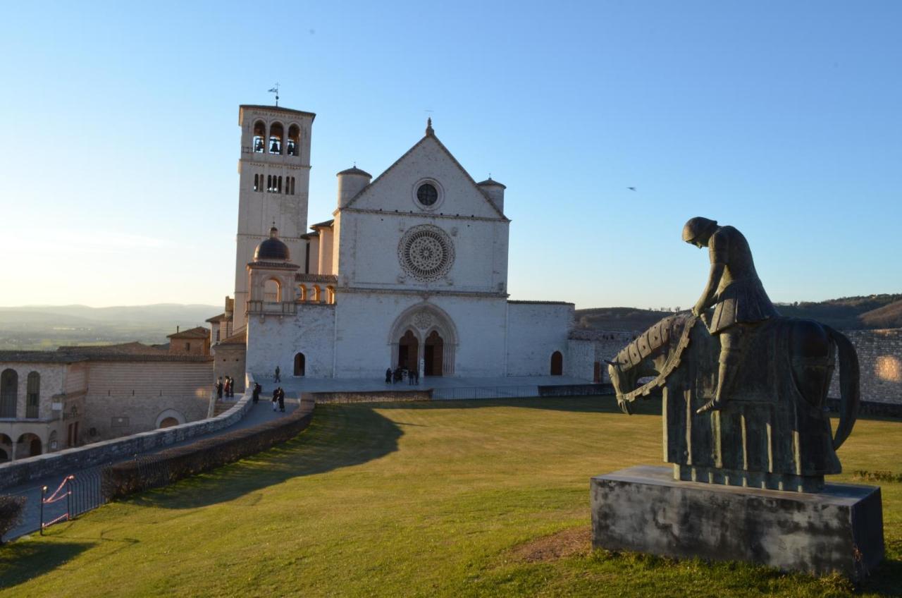 Ferienwohnung La Casa Dell'Artista Assisi Exterior foto