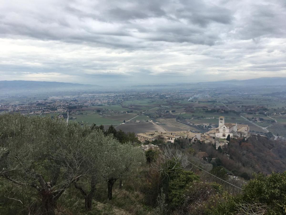 Ferienwohnung La Casa Dell'Artista Assisi Exterior foto
